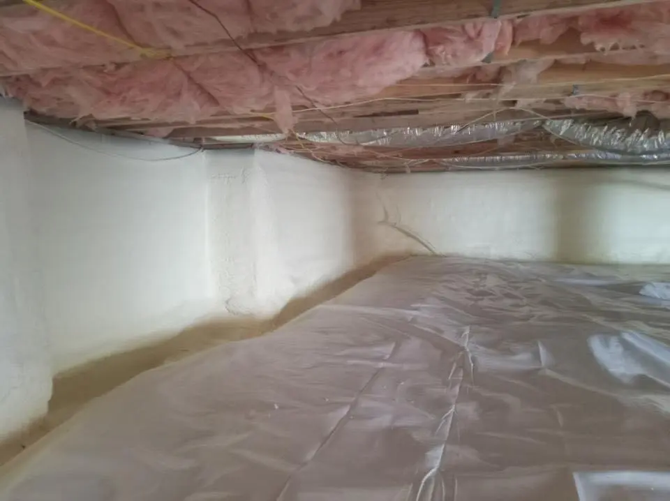 Crawl space encapsulation with closed-cell spray foam for Roof Maintenance in Jonesboro